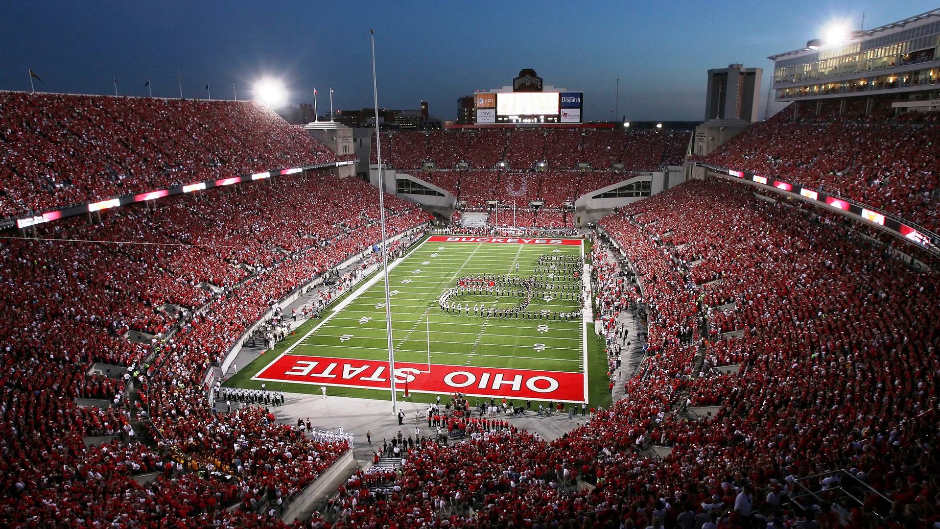 热火召开团队会议明确阶段目标任务分配，会议团队展示话术